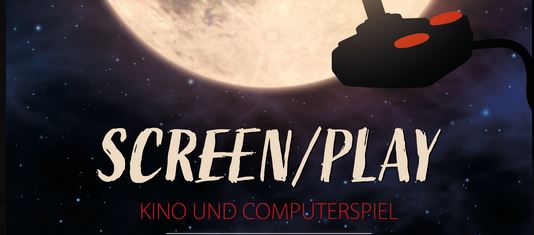 Ausschnitt des Ausstellungsposters Screen Play Kino und Computerspiel. Ein alter Ataric Game Controller schwebt vor einem großen Bild des Vollmonds